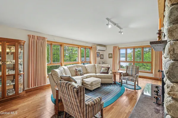 $1,349,000 | 20 Pharaoh Drive, Schroon Lake, NY 12870