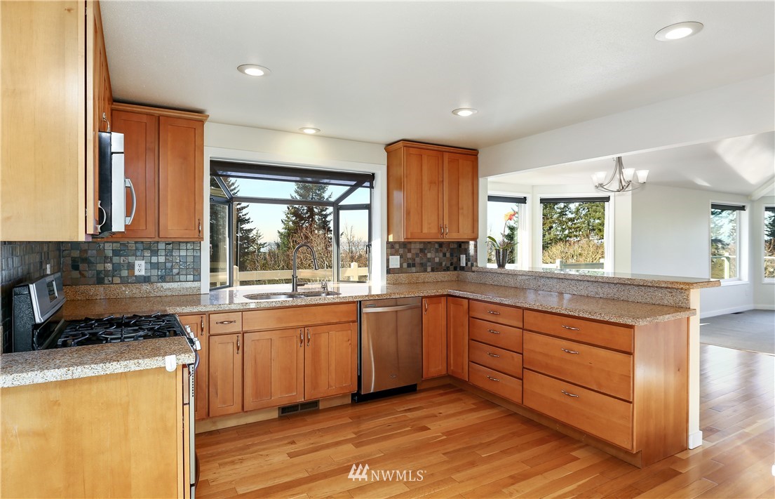 1120 West Racine Place Bellingham, WA 98229 - Photo 10 of 25 Gallery Image 10