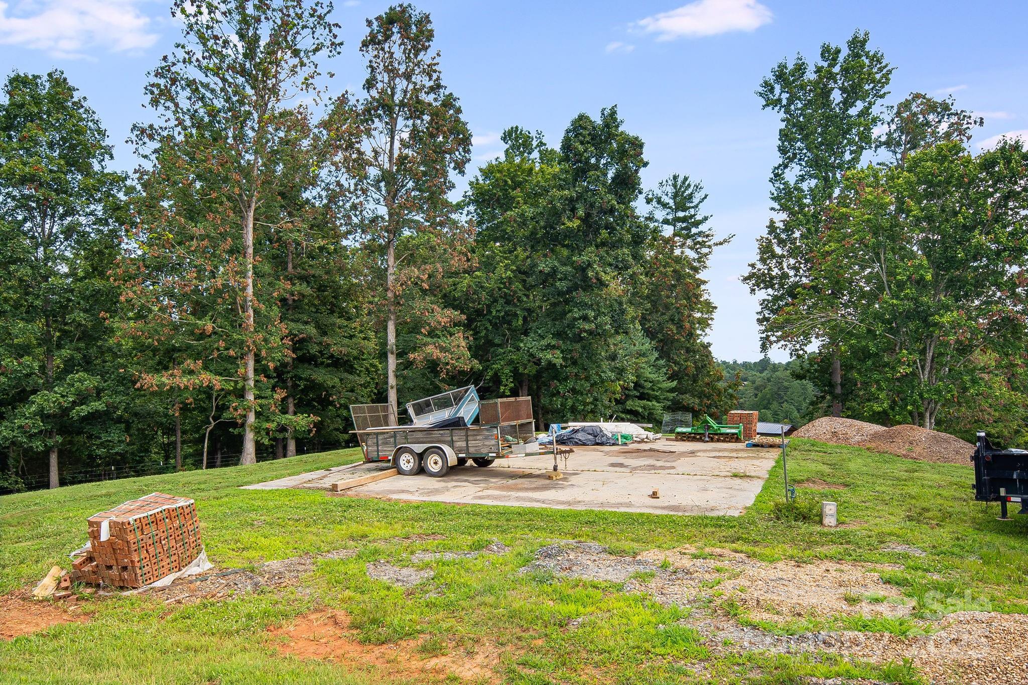 Tbd Don Felmet Road Marshall, NC 28753 - Photo 11 of 13 a view of a park with large trees