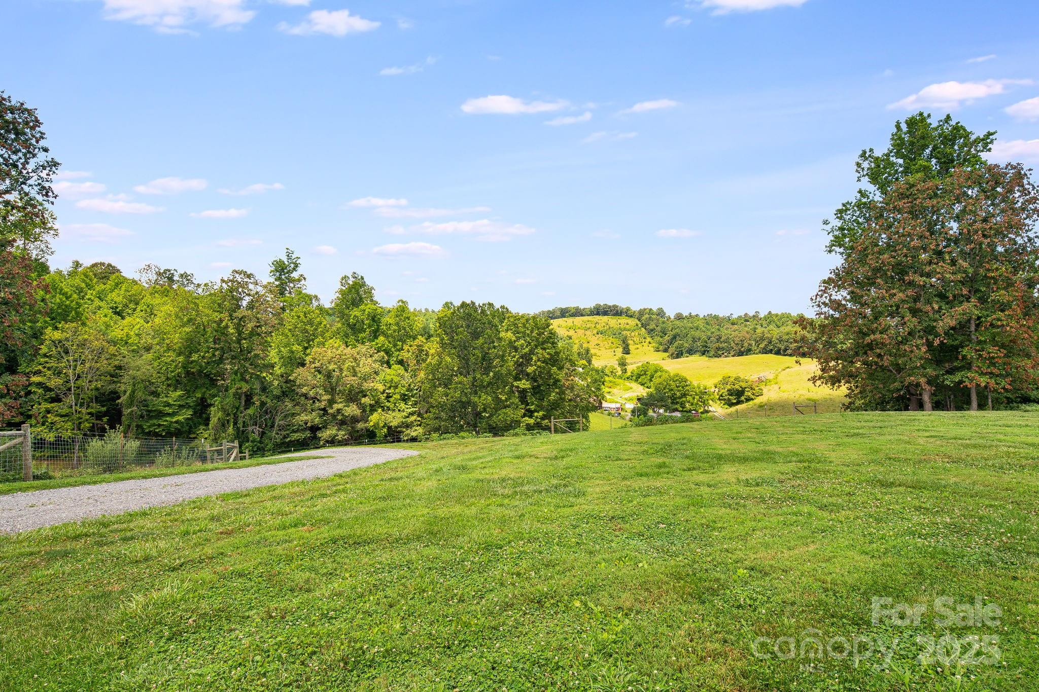 Tbd Don Felmet Road Marshall, NC 28753 - Photo 12 of 13 a view of a field with an ocean
