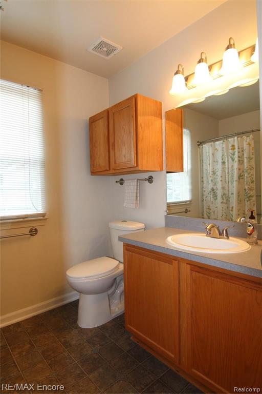 4160 Hampton Ridge Boulevard, Unit 84 Howell, MI 48843 - Photo 33 of 47