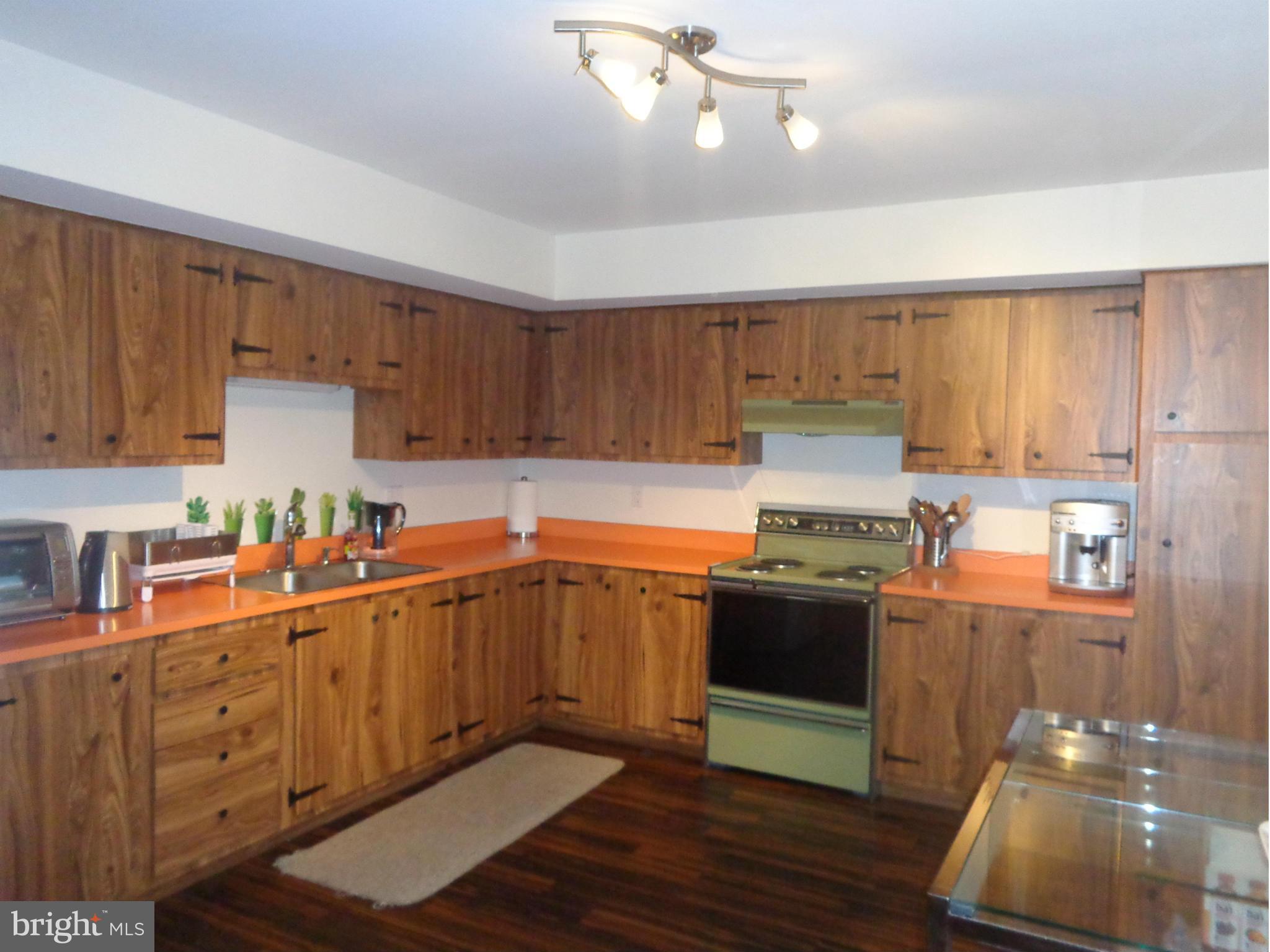 9730 Magledt Road Baltimore, MD 21234 - Photo 12 of 15 Kitchen