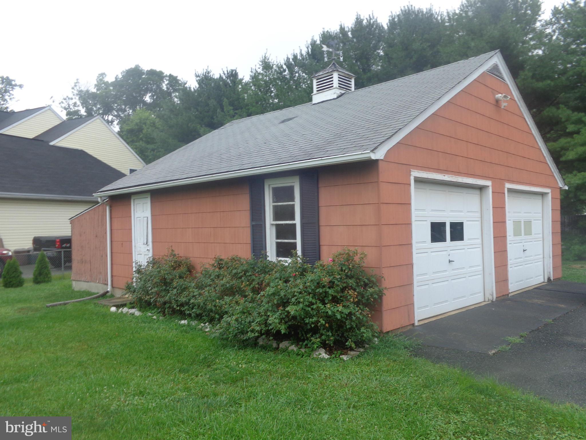 9730 Magledt Road Baltimore, MD 21234 - Photo 3 of 15 Exterior (Rear)