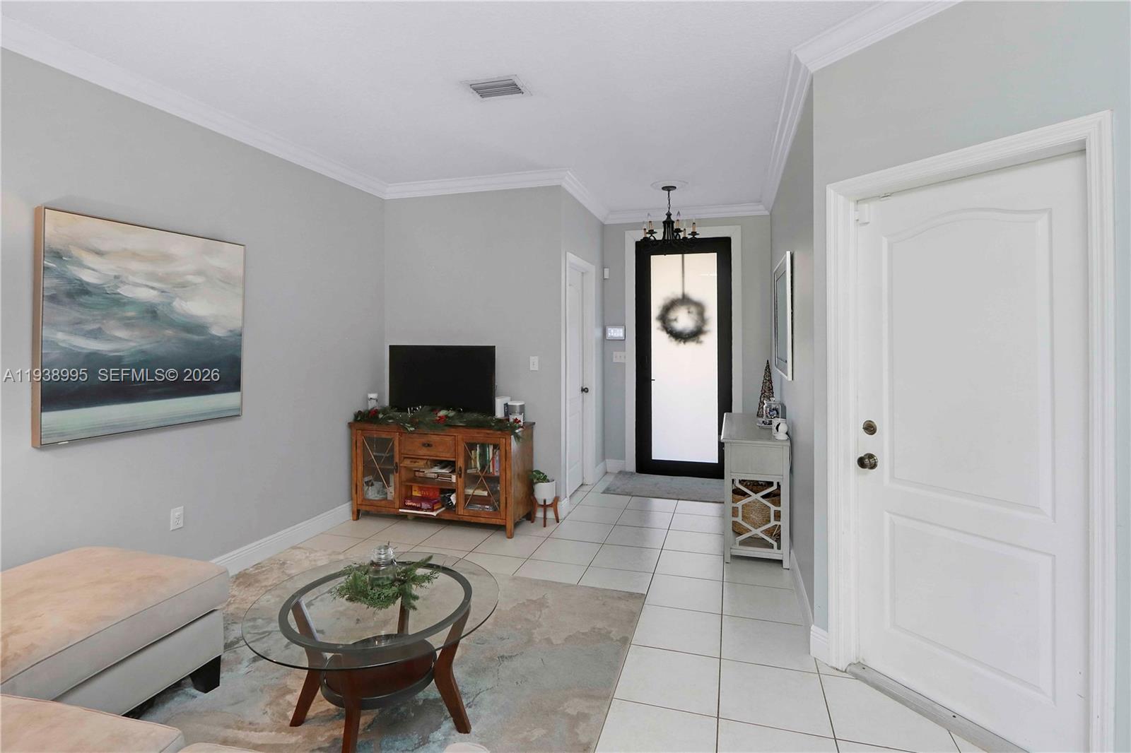 10876 Southwest 89th Street Miami, FL 33176 - Photo 12 of 34