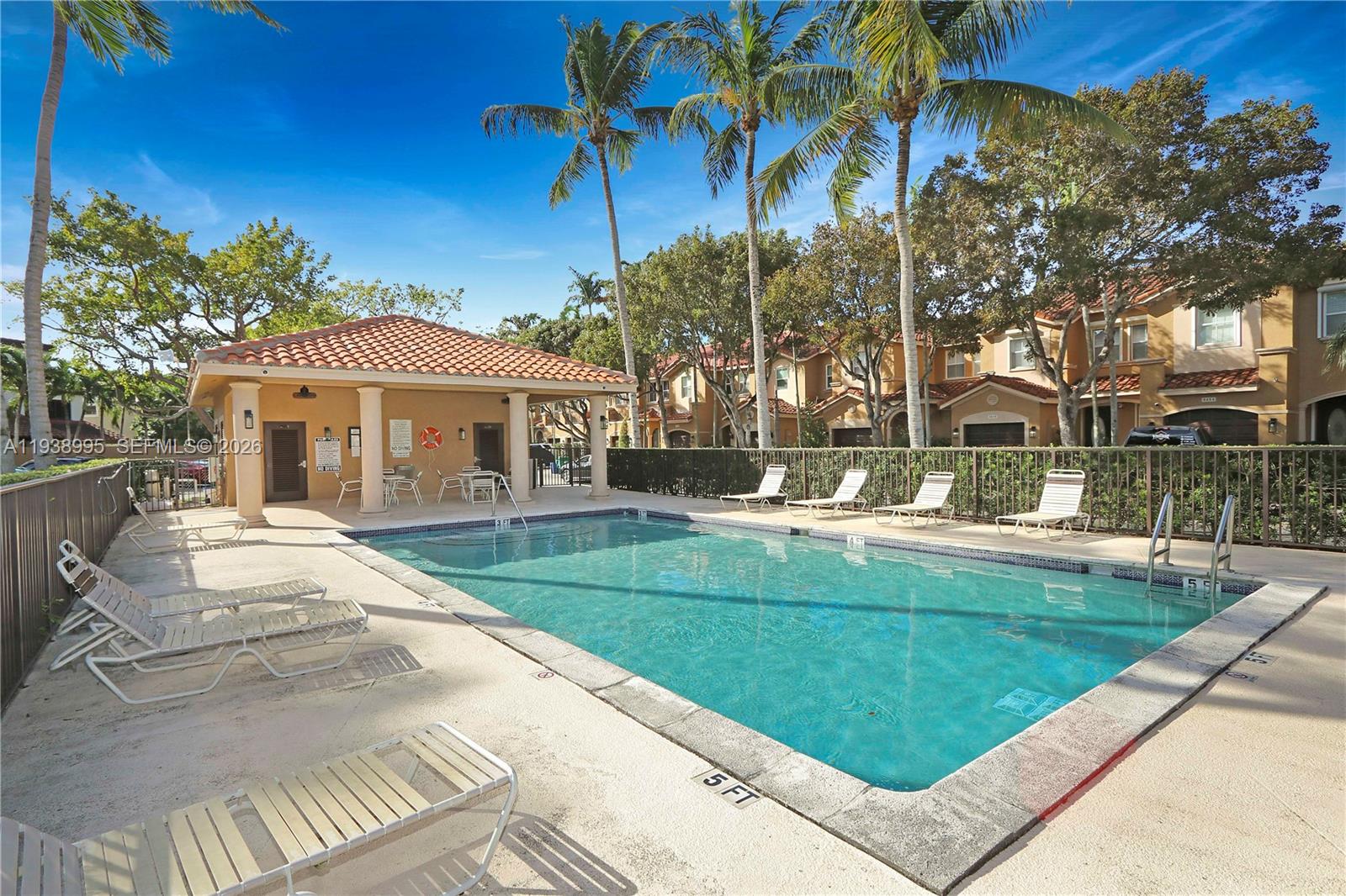 10876 Southwest 89th Street Miami, FL 33176 - Photo 2 of 34