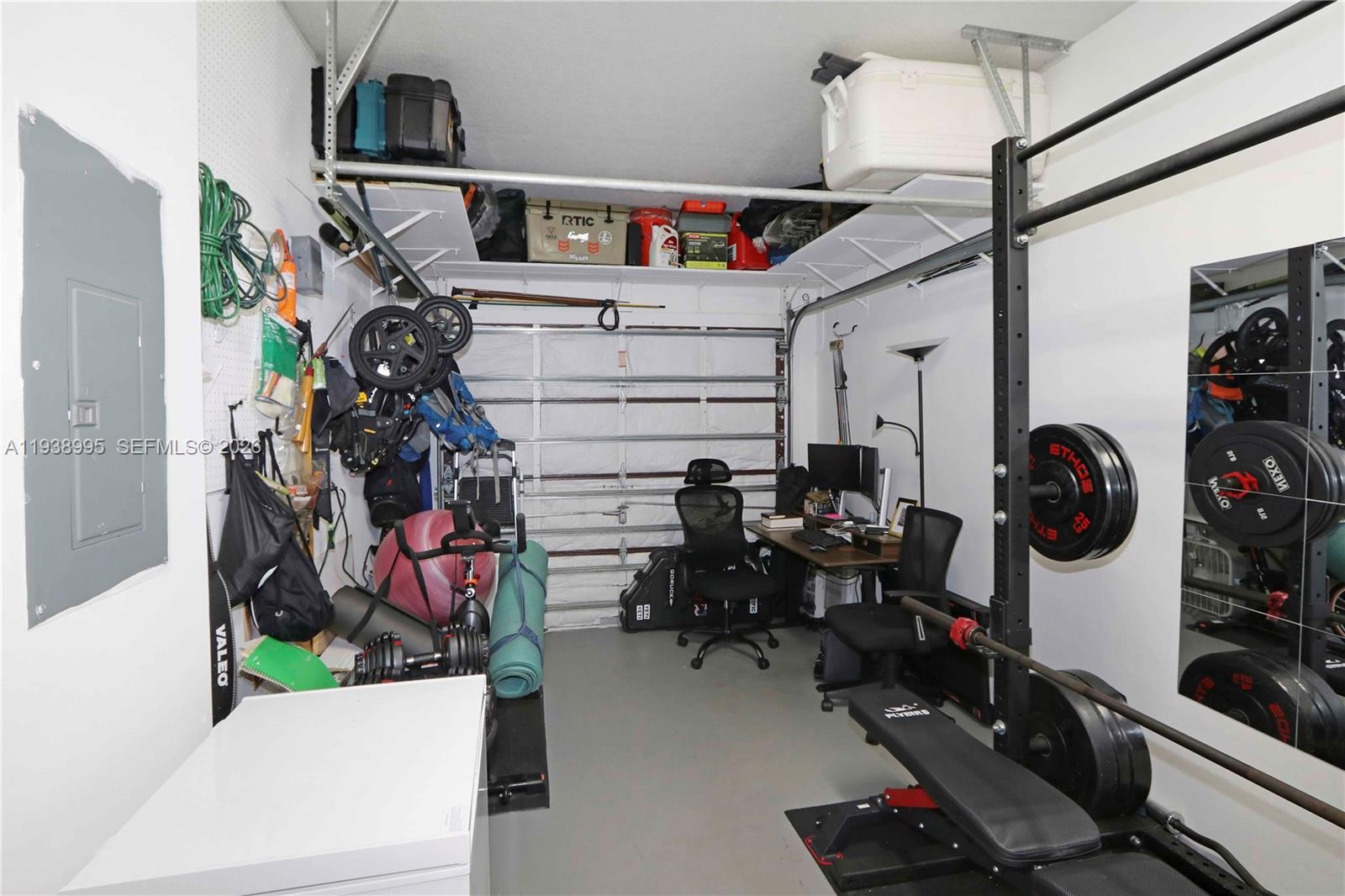 10876 Southwest 89th Street Miami, FL 33176 - Photo 6 of 34