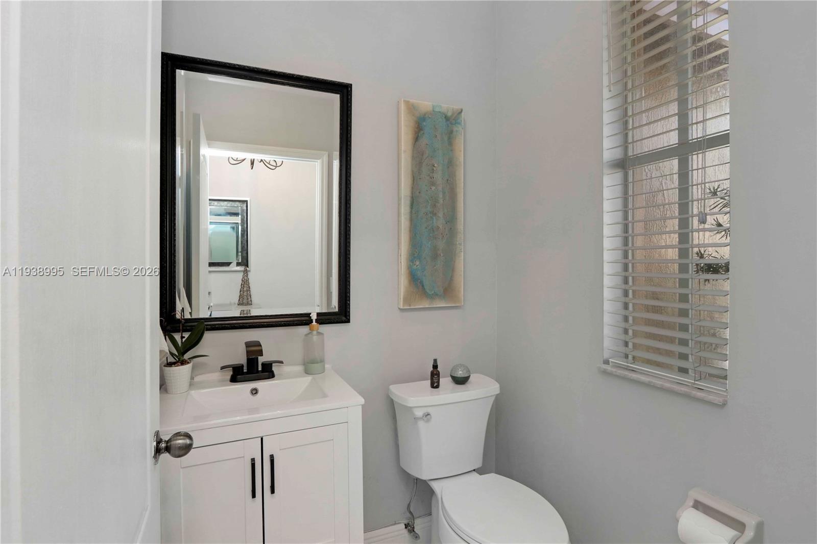 10876 Southwest 89th Street Miami, FL 33176 - Photo 8 of 34