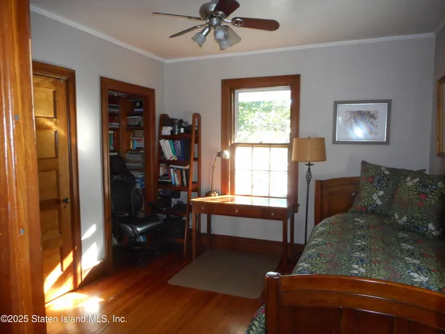 a bathroom with a sink and toilet