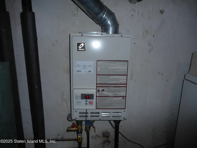 $829,900 | 86 Ward Avenue | Ward Hill