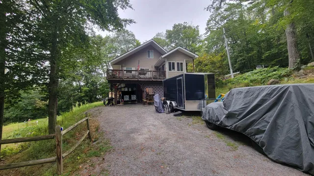 $525,000 | 183 Breezy Hill Road, Bradford, NH 03221