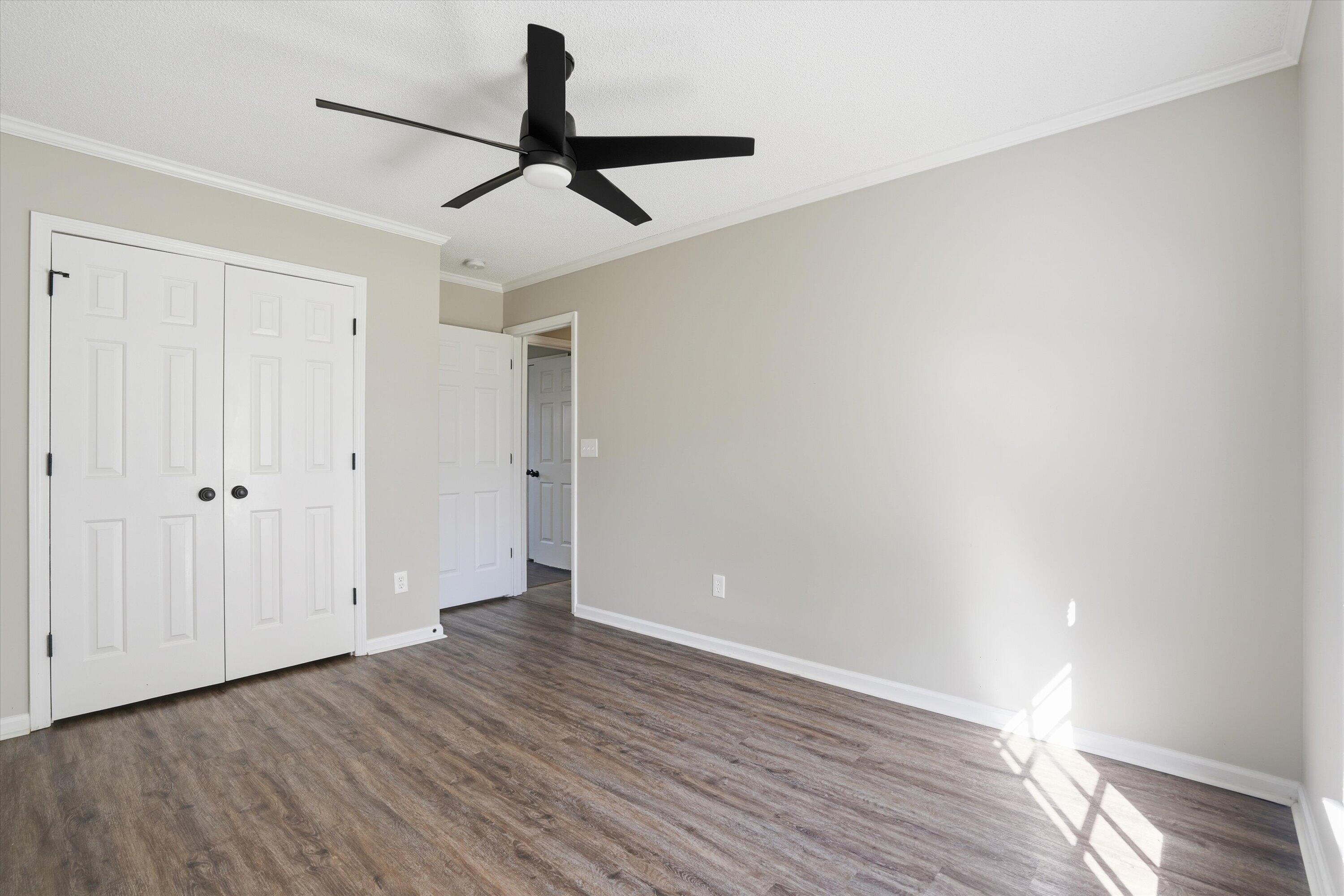 122 Towne Square Road Summerville, SC 29485 - Photo 9 of 22 Guest Room