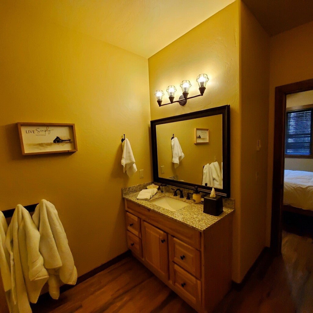 940 McCaffery Road Bigfork, MT 59911 - Photo 64 of 70 Guest Cabin Interior