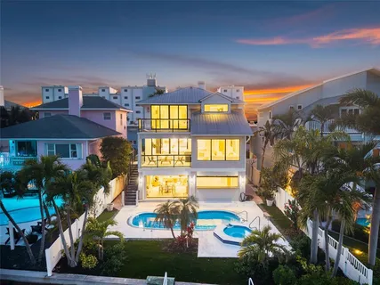 $2,900,000 | 8505 Blind Pass Drive, Treasure Island, FL 33706