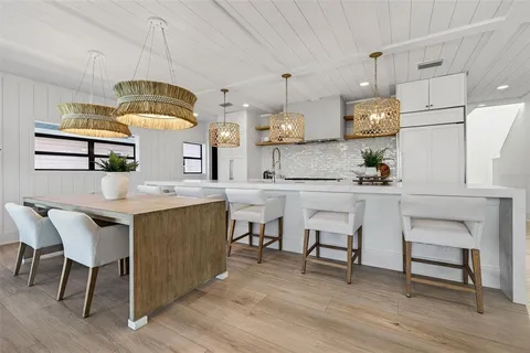 $2,900,000 | 8505 Blind Pass Drive, Treasure Island, FL 33706
