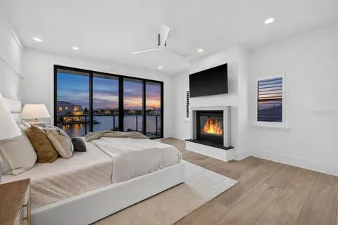 $2,900,000 | 8505 Blind Pass Drive, Treasure Island, FL 33706