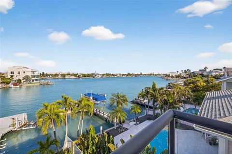 $2,900,000 | 8505 Blind Pass Drive, Treasure Island, FL 33706