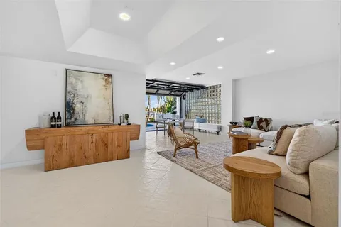 $2,900,000 | 8505 Blind Pass Drive, Treasure Island, FL 33706
