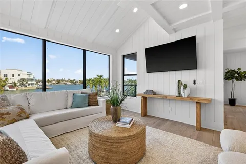 $2,900,000 | 8505 Blind Pass Drive, Treasure Island, FL 33706