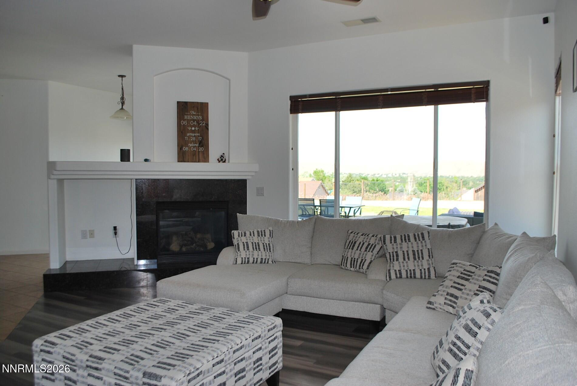 17840 Cedar Mountain Drive Reno, NV 89508 - Photo 11 of 60 Great Room