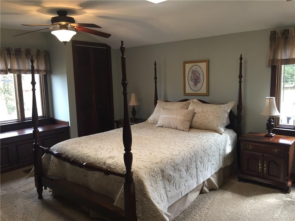 313 Old Farm Road Pittsburgh, PA 15228 - Photo 19 of 25 Gallery Image 19