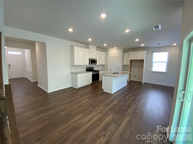 $2,800 | 14057 Lake Home Lane, Charlotte, NC 28278