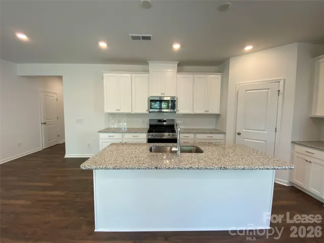 $2,800 | 14057 Lake Home Lane, Charlotte, NC 28278