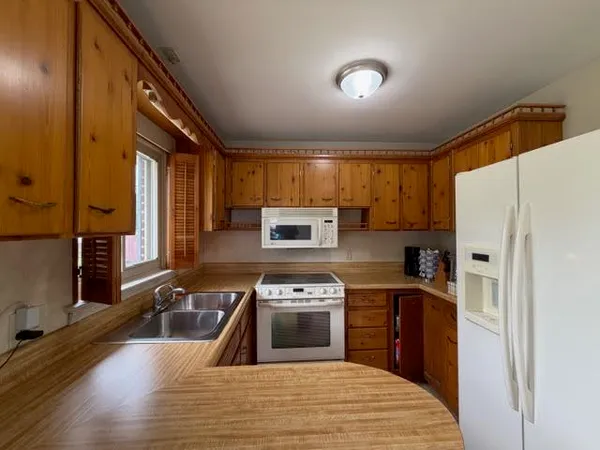 $310,000 | 5107 Hollyhock Road Northwest, Roanoke, VA 24012