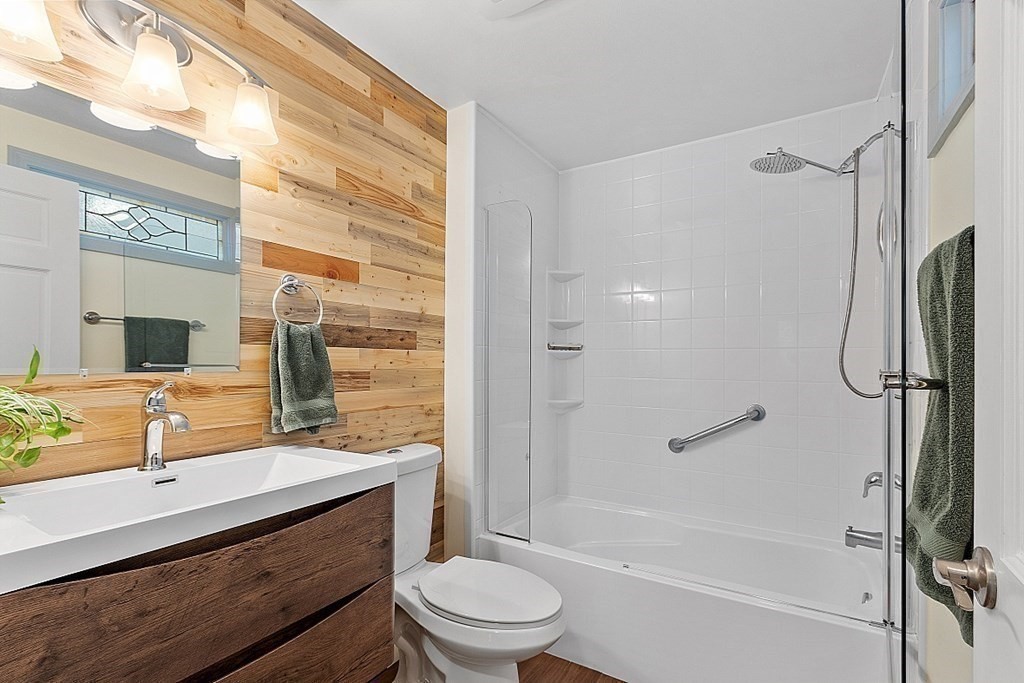 68 East Bluff Road, Unit 68 Ashland, MA 01721 - Photo 19 of 32 Gallery Image 19