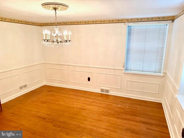 526 Brighton Road Wilmington, DE 19809 - Photo 3 of 15 Dining Room
