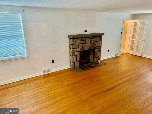526 Brighton Road Wilmington, DE 19809 - Photo 5 of 15 Living Room