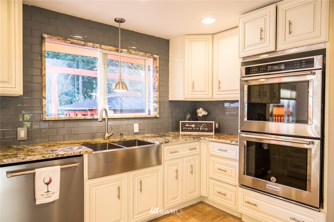 17028 3rd Place West Bothell, WA 98012 - Photo 13 of 25