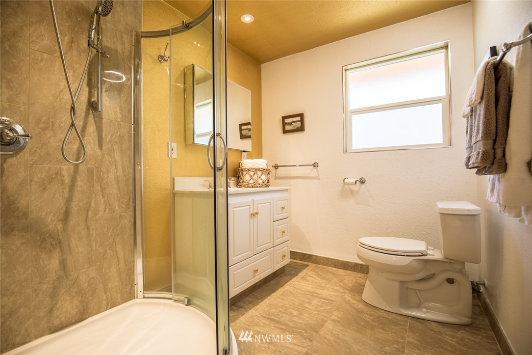 17028 3rd Place West Bothell, WA 98012 - Photo 22 of 25