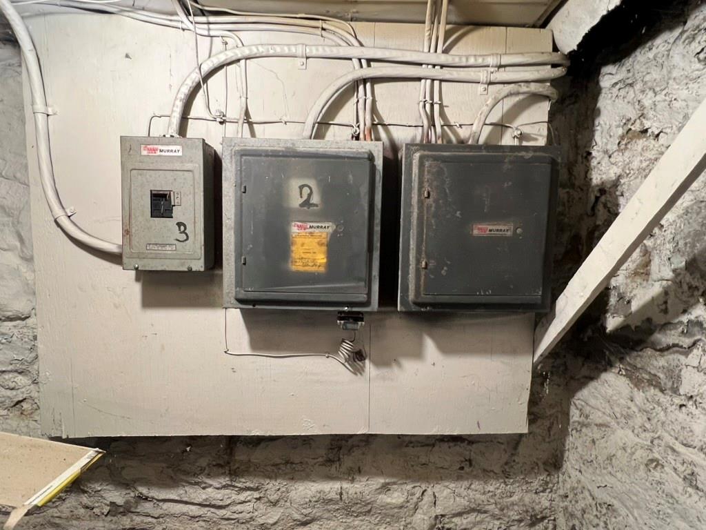 7347 Burton Street Pittsburgh, PA 15218 - Photo 27 of 31