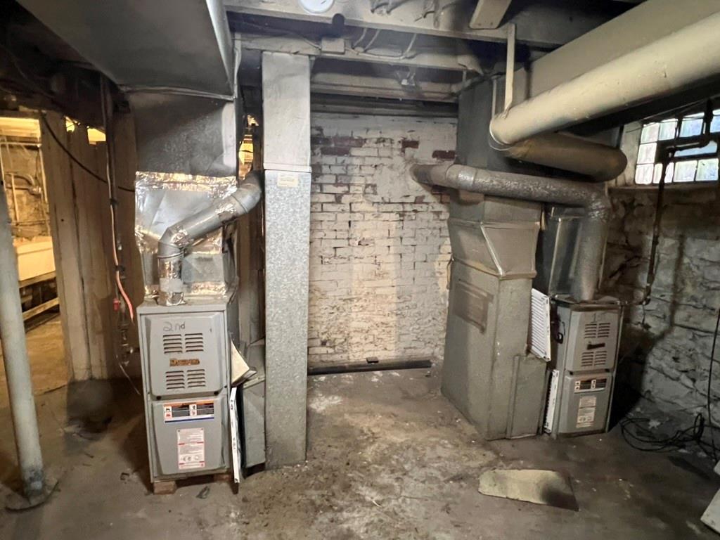 7347 Burton Street Pittsburgh, PA 15218 - Photo 29 of 31 a view of a storage room