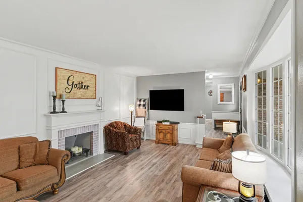 $363,500 | 801 6th Avenue Southeast, Pipestone, MN 56164