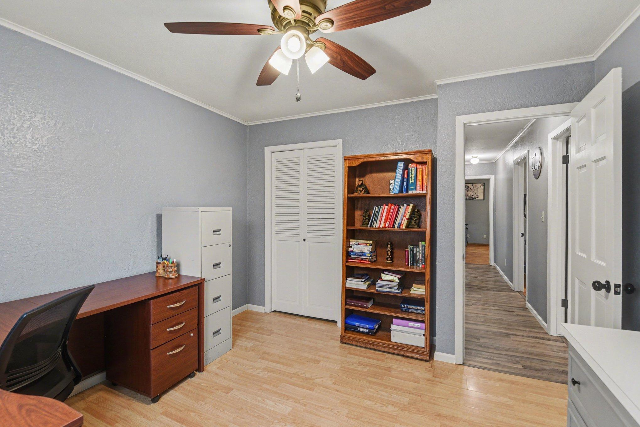 801 6th Avenue Southeast Pipestone, MN 56164 - Photo 17 of 37