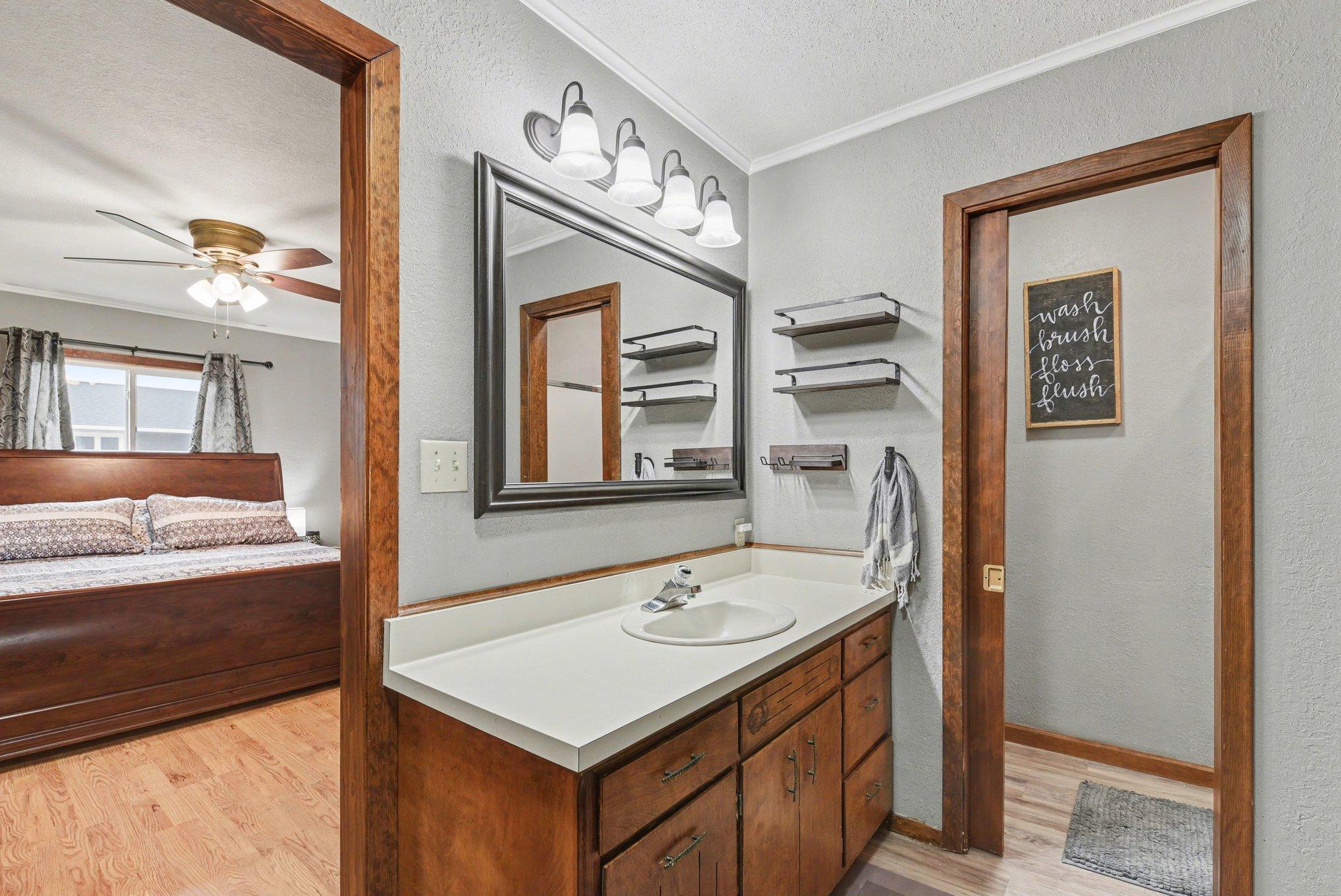 801 6th Avenue Southeast Pipestone, MN 56164 - Photo 27 of 37