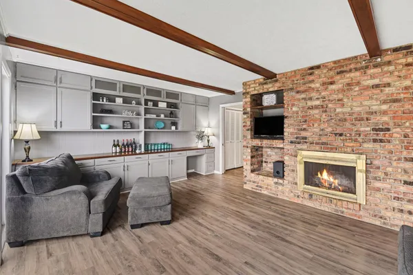 $363,500 | 801 6th Avenue Southeast, Pipestone, MN 56164