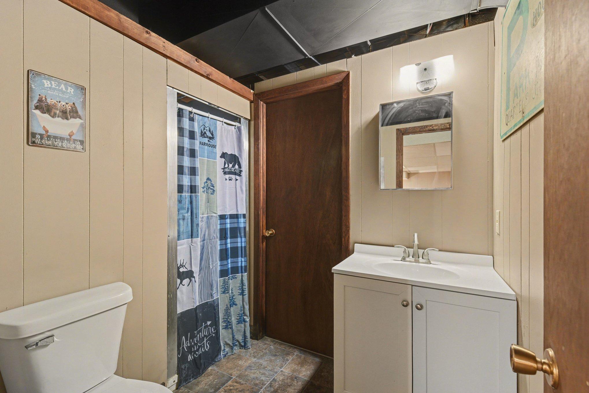 801 6th Avenue Southeast Pipestone, MN 56164 - Photo 31 of 37