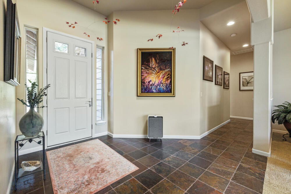 9507 Kestrel Road Klamath Falls, OR 97601 - Photo 28 of 47 9057KestrelRd-61