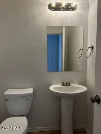 $2,300 | 1898 South Falcon Drive, Gilbert, AZ 85295