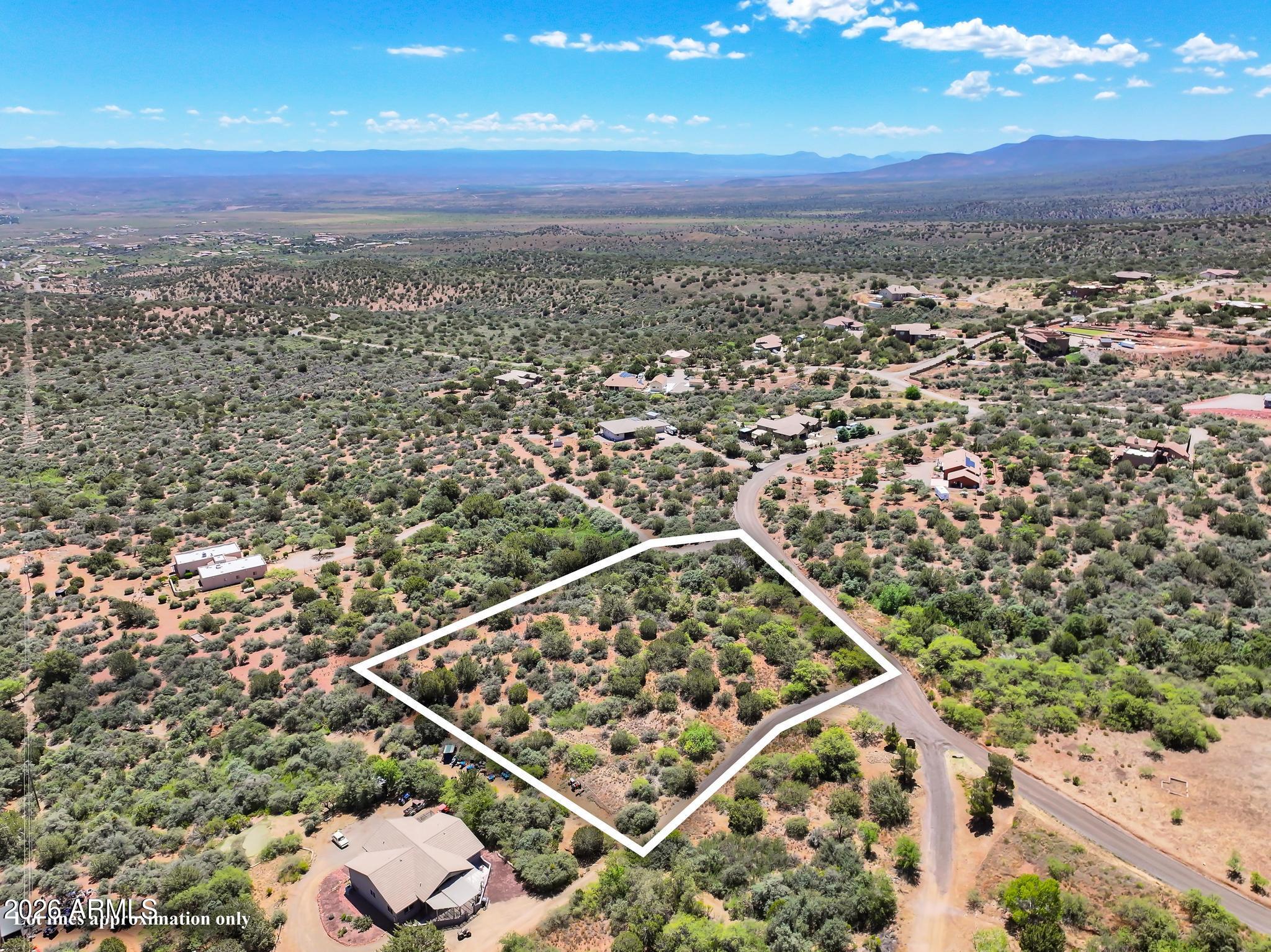 2350 West Quail Springs Ranch Road Cottonwood, AZ 86326 - Photo 20 of 24 an aerial view of multiple house