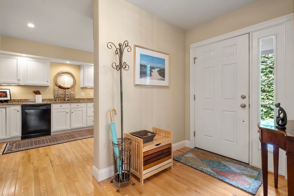 9 Kyle Path, Unit 9 Scituate, MA 02066 - Photo 4 of 42