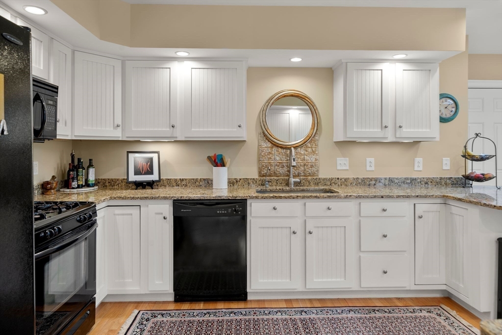 9 Kyle Path, Unit 9 Scituate, MA 02066 - Photo 5 of 42