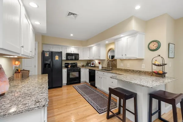 $950,000 | 9 Kyle Path, Unit 9, Scituate, MA 02066