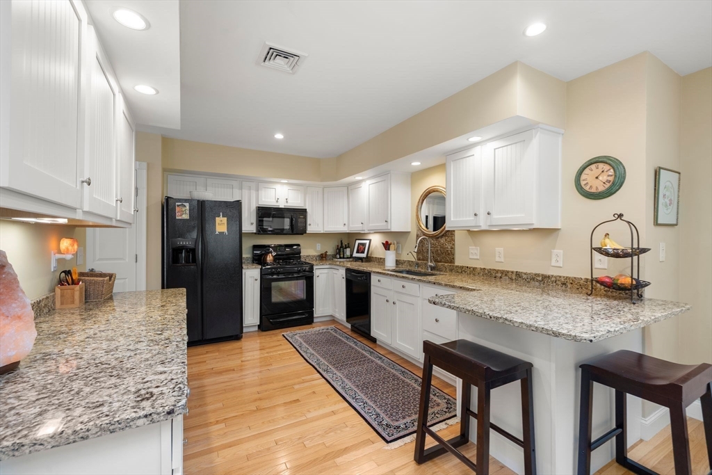 9 Kyle Path, Unit 9 Scituate, MA 02066 - Photo 8 of 42