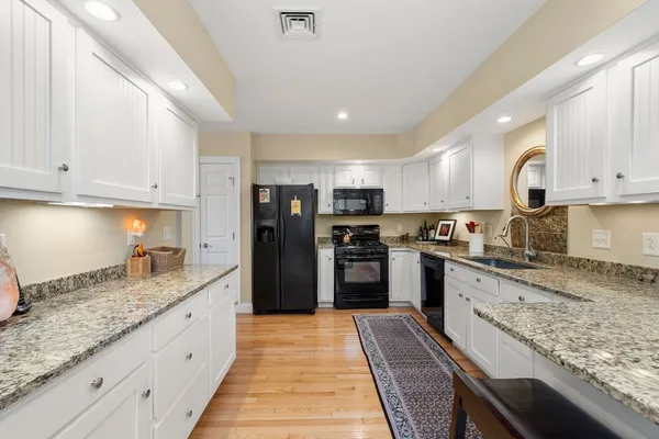 $950,000 | 9 Kyle Path, Unit 9, Scituate, MA 02066