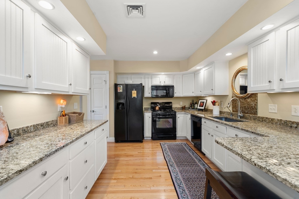 9 Kyle Path, Unit 9 Scituate, MA 02066 - Photo 9 of 42