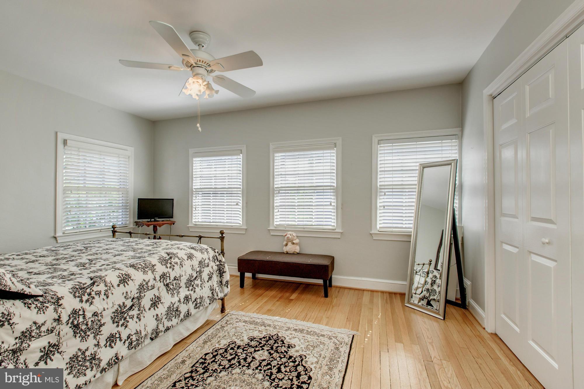 1216 Portner Road Alexandria, VA 22314 - Photo 18 of 27 Bedroom (Master)