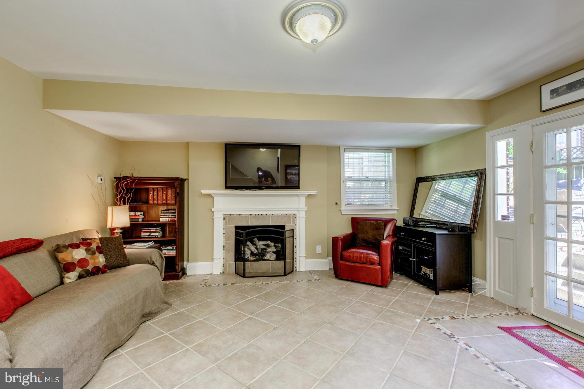 1216 Portner Road Alexandria, VA 22314 - Photo 19 of 27 Recreation Room/Bedroom